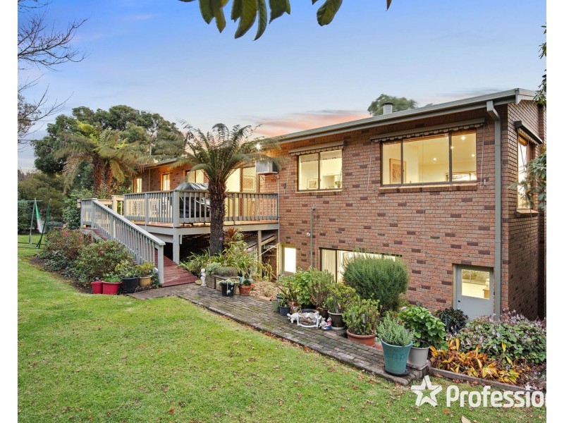 3 Royal Avenue, Wandin North VIC 3139