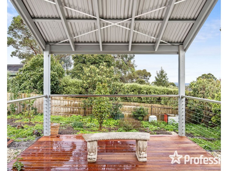 46 Rolling Hills Road, Chirnside Park VIC 3116