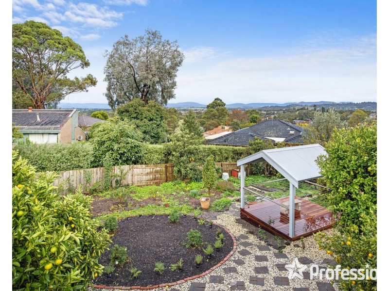 46 Rolling Hills Road, Chirnside Park VIC 3116