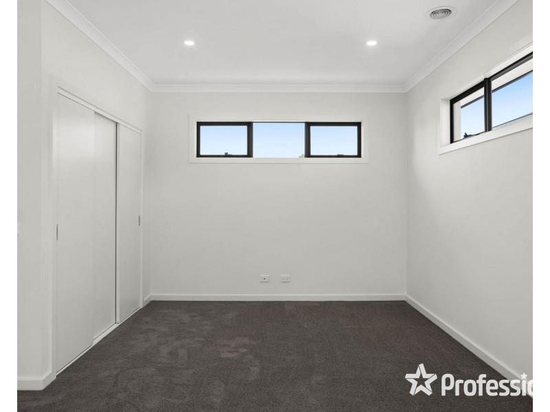 8 Urana Street, Kilsyth VIC 3137