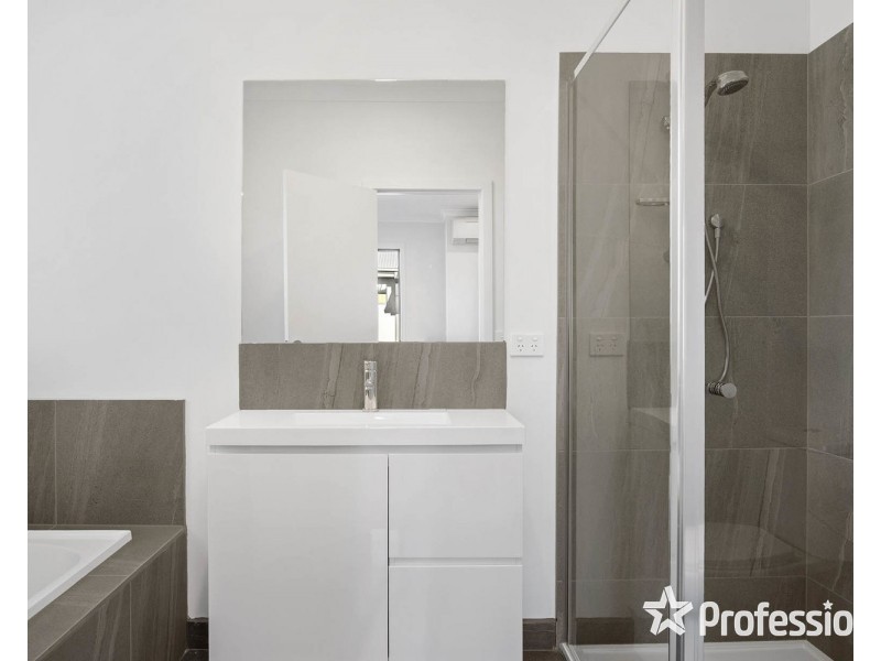 8 Urana Street, Kilsyth VIC 3137