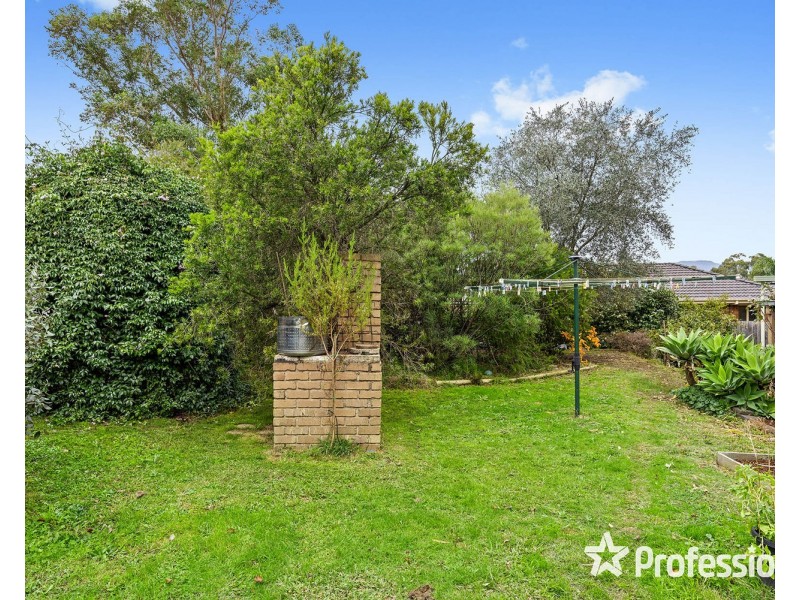 14 Bulga Street, Mooroolbark VIC 3138