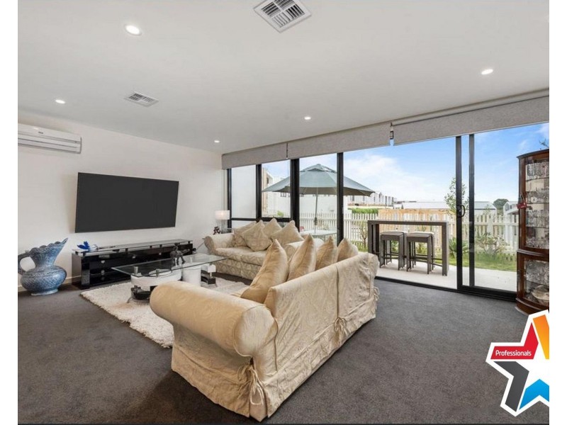 47 Amadeo Way, Chirnside Park VIC 3116