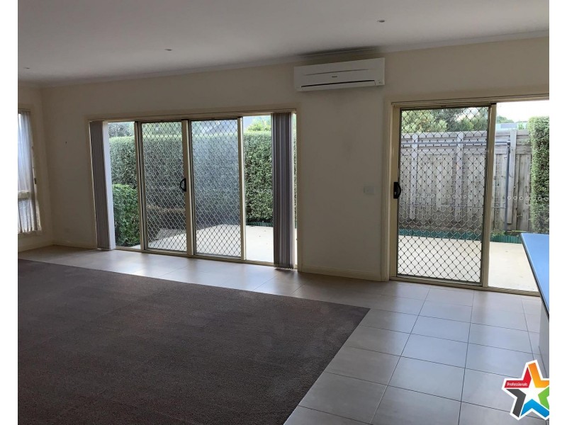 59a Pembroke Road, Mooroolbark VIC 3138