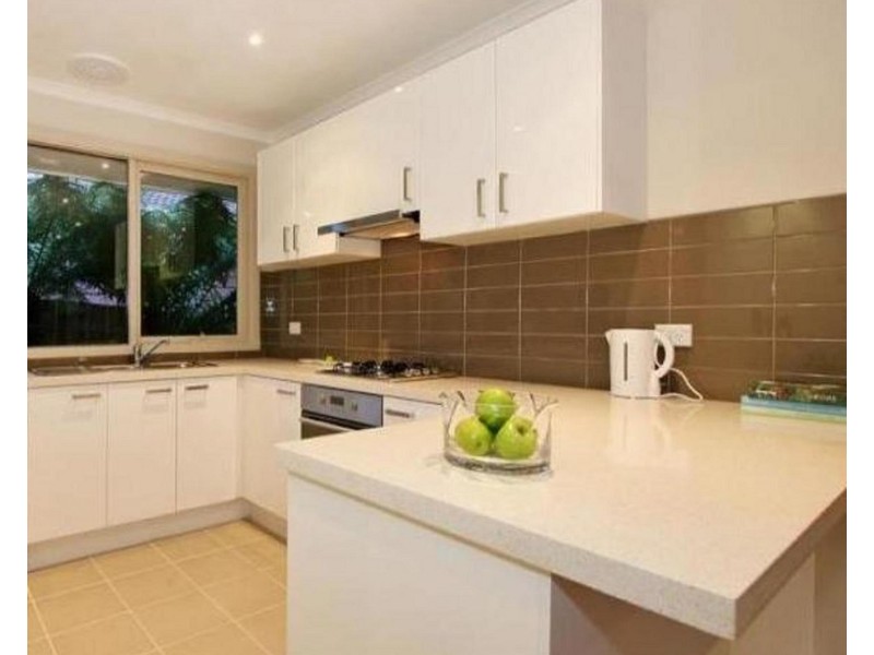 7 Eastwood Crescent, Mooroolbark VIC 3138