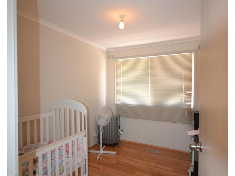 7 Eastwood Crescent, Mooroolbark VIC 3138