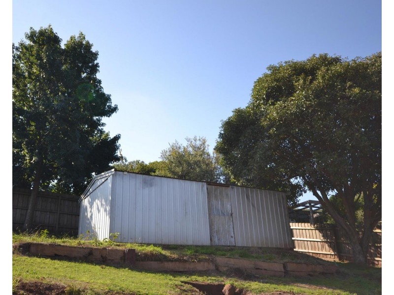 7 Eastwood Crescent, Mooroolbark VIC 3138