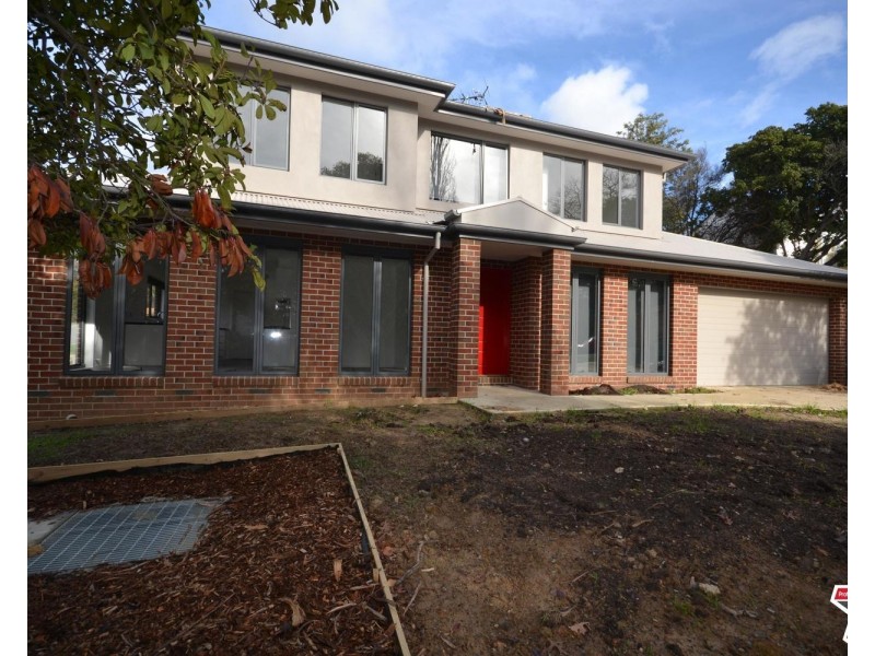 18 Derby Road, Kilsyth VIC 3137