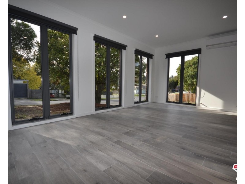 18 Derby Road, Kilsyth VIC 3137