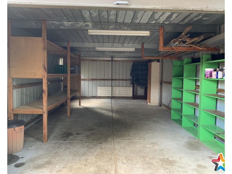 12 Landstrom Quadrant, Kilsyth VIC 3137