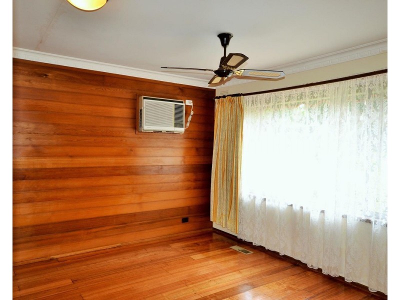 53 Esther Crescent, Mooroolbark VIC 3138