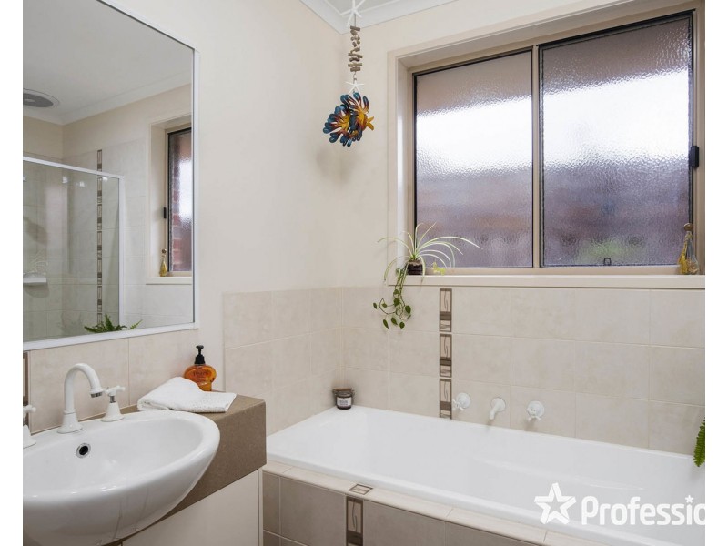 3/5 Geoffrey Drive, Kilsyth VIC 3137
