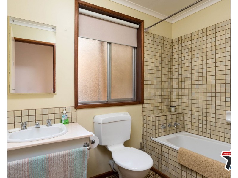 4 Meseta Street, Mooroolbark VIC 3138