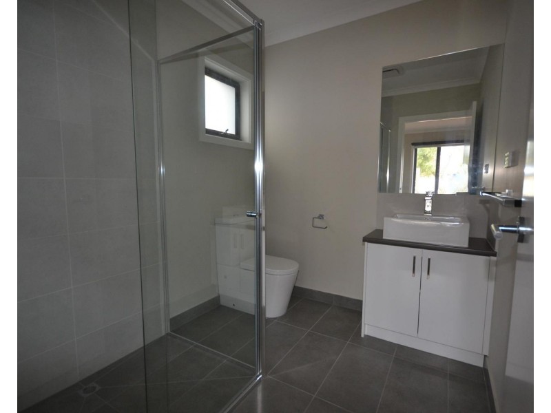 1/12 Wordsworth Street, Mooroolbark VIC 3138