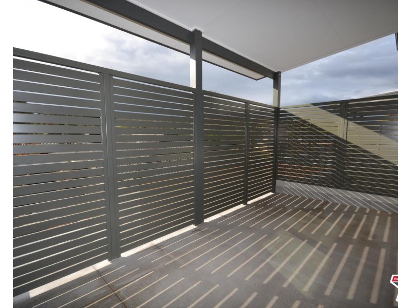 2/12 Wordsworth Street, Mooroolbark VIC 3138