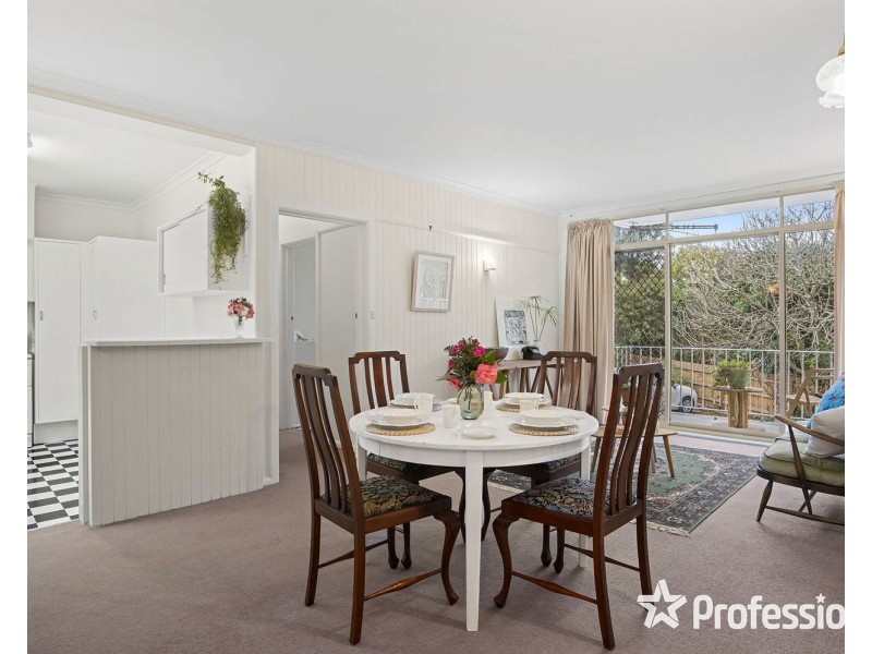 9/128 Mt Dandenong Road, Croydon VIC 3136