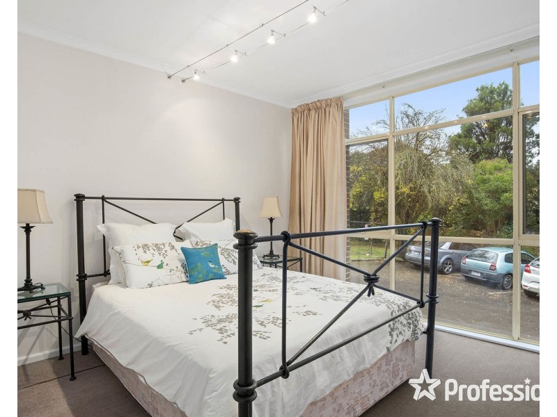 9/128 Mt Dandenong Road, Croydon VIC 3136