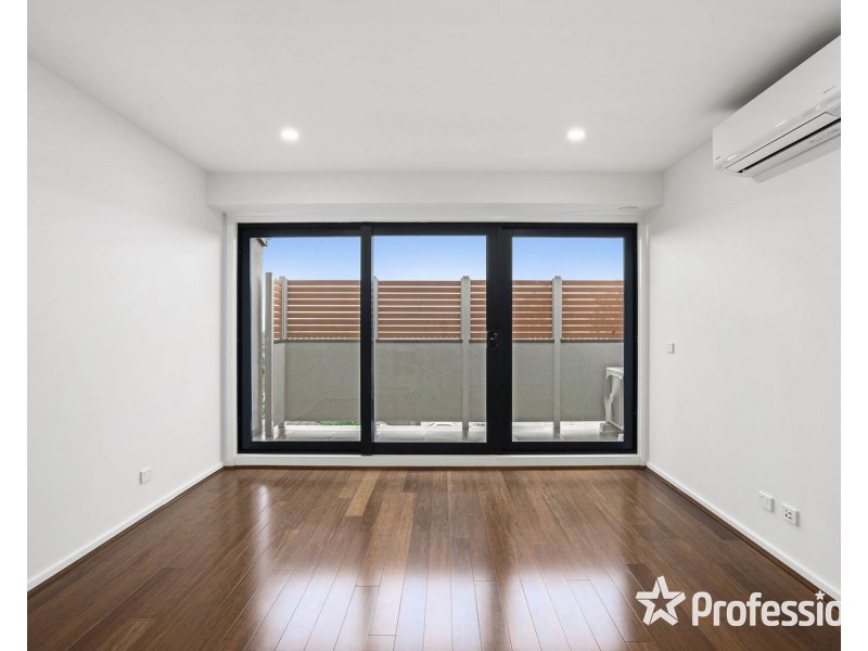 201/18 Myrtle Street, Bayswater VIC 3153