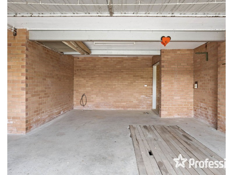 13 Breakaday Pass, Chirnside Park VIC 3116