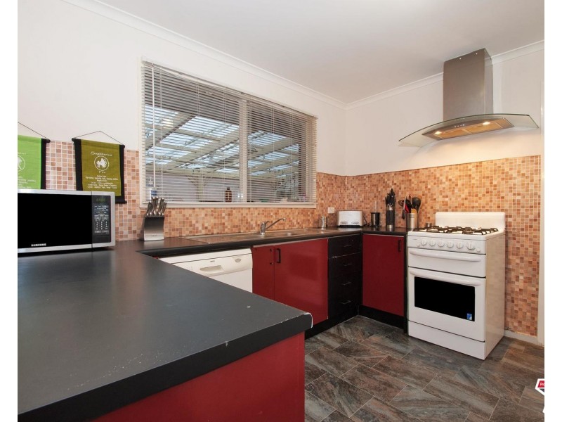 22 Cameron Road, Croydon VIC 3136