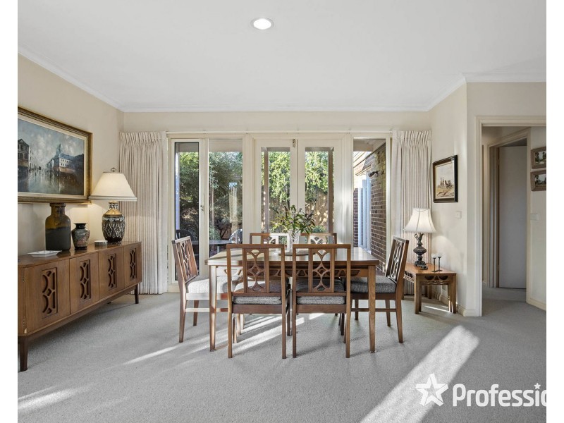 3/16 Charles Street, Mooroolbark VIC 3138
