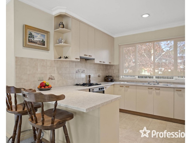 3/16 Charles Street, Mooroolbark VIC 3138