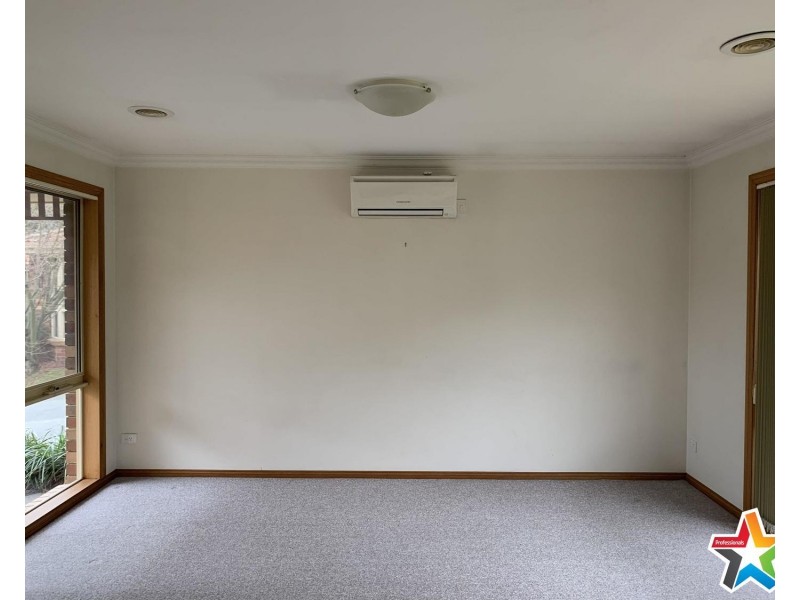 3/6 Devenish Avenue, Montrose VIC 3765