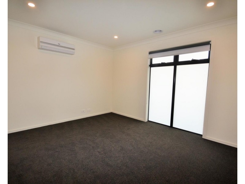 40 Amadeo Way, Chirnside Park VIC 3116