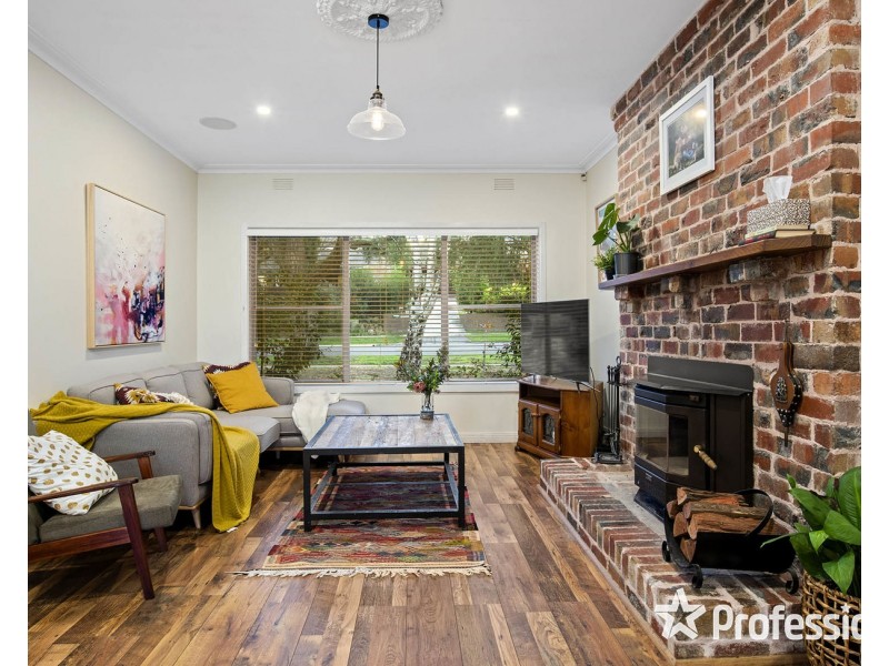 80 Winyard Drive, Mooroolbark VIC 3138