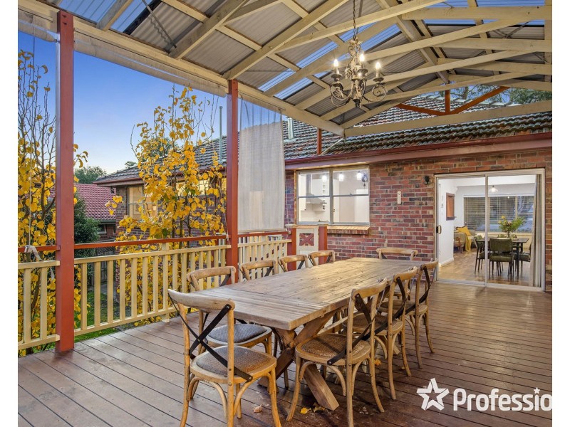 80 Winyard Drive, Mooroolbark VIC 3138