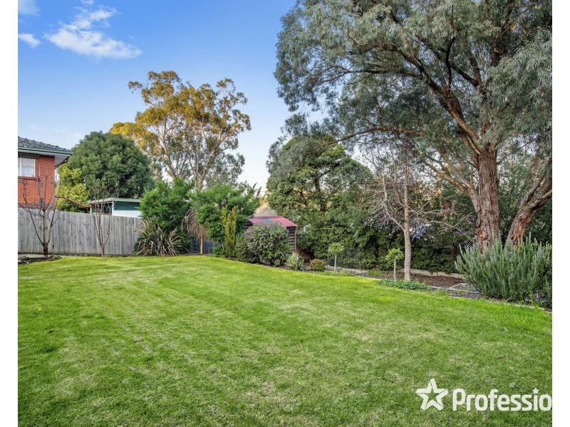 80 Winyard Drive, Mooroolbark VIC 3138