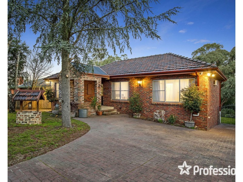 80 Winyard Drive, Mooroolbark VIC 3138