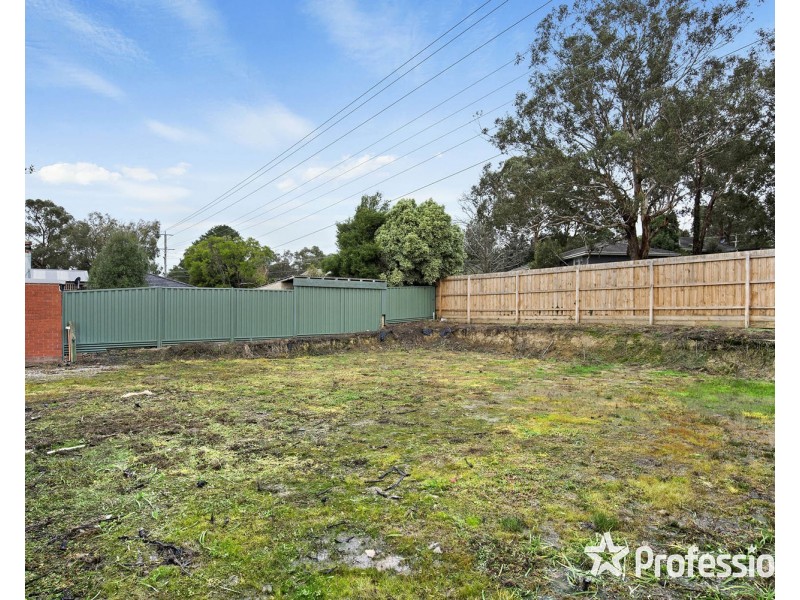 5a Glen Dhu Road, Kilsyth VIC 3137