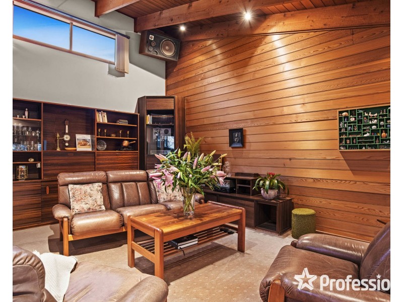 17 Valley Ho, Chirnside Park VIC 3116