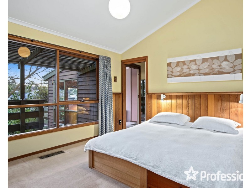 17 Valley Ho, Chirnside Park VIC 3116