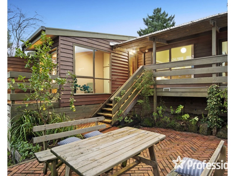 17 Valley Ho, Chirnside Park VIC 3116