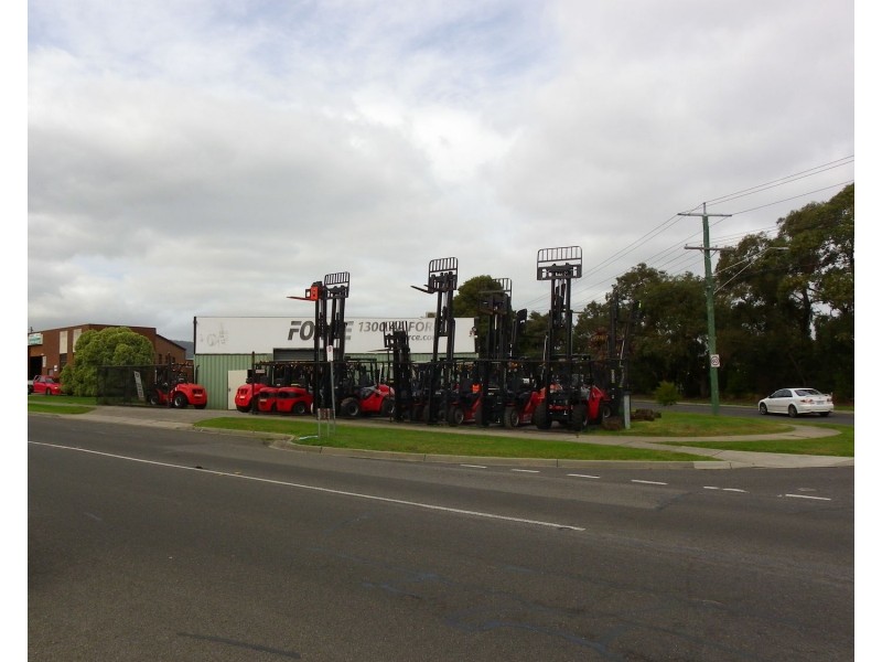 8/2 Barry Street, Bayswater VIC 3153