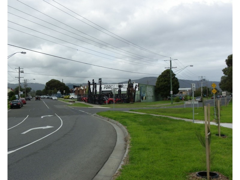 8/2 Barry Street, Bayswater VIC 3153