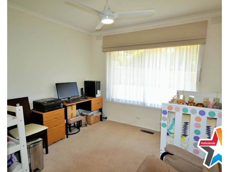 6 Orrong Road, Mooroolbark VIC 3138