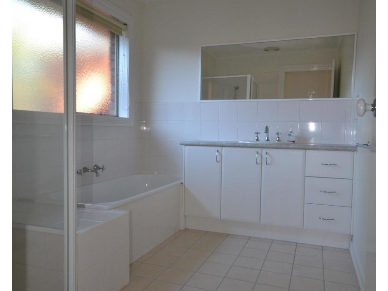 1/292 Maroondah Highway, Croydon VIC 3136