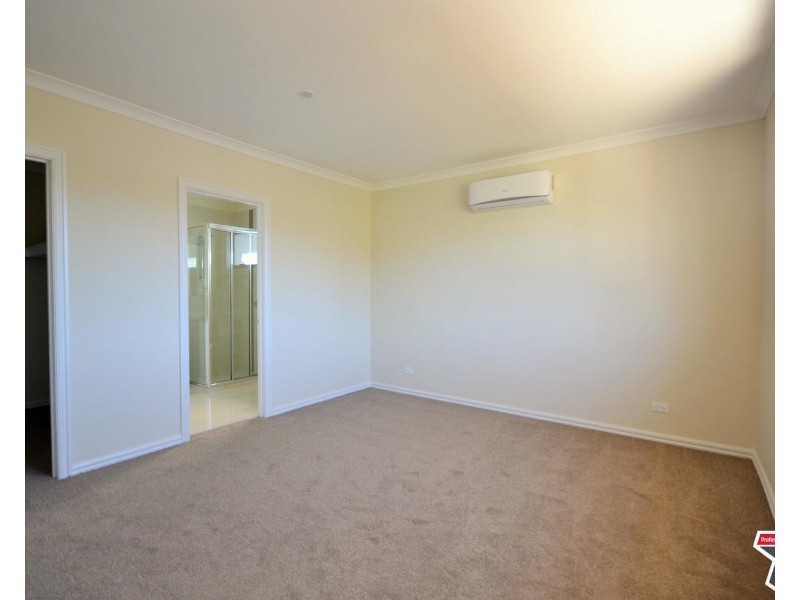 1/36 Jackson Street, Croydon VIC 3136