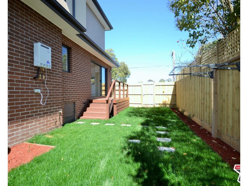 1/36 Jackson Street, Croydon VIC 3136