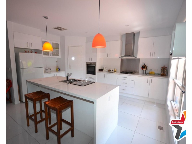 26A Wandana Crescent, Mooroolbark VIC 3138