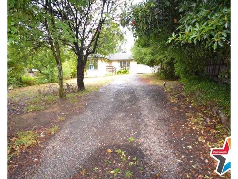 6 Milton Court, Mooroolbark VIC 3138