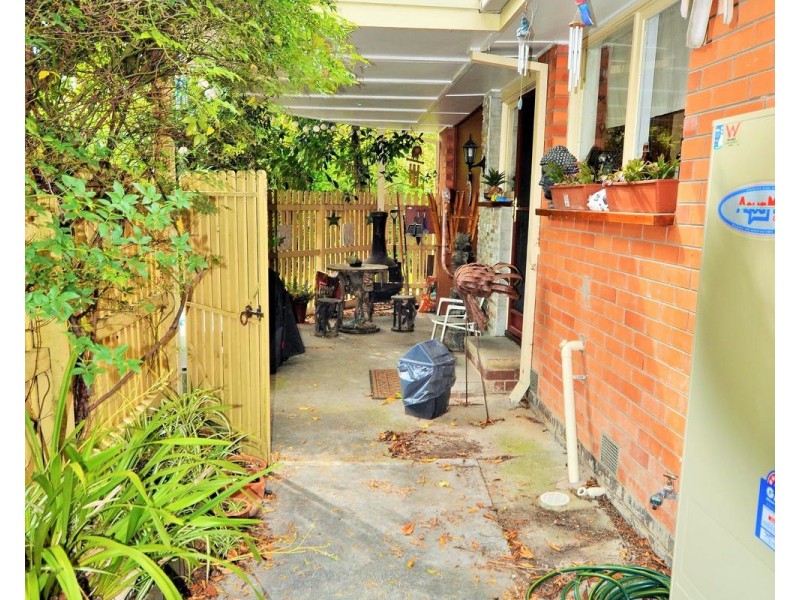 1/1 Rodleigh Street, Croydon VIC 3136