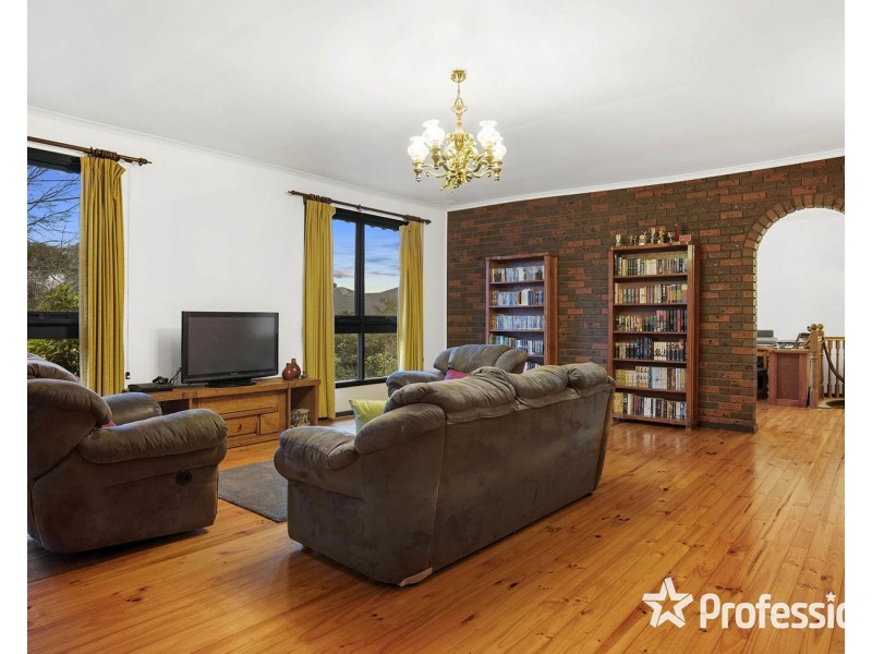 4 Carrington Court, Chirnside Park VIC 3116