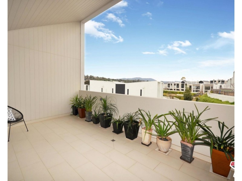 5 Belsay Chase, Chirnside Park VIC 3116