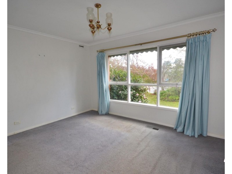 228 Hull Road, Mooroolbark VIC 3138