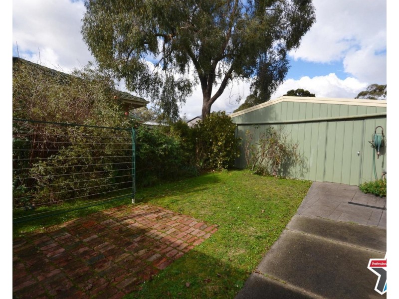 228 Hull Road, Mooroolbark VIC 3138