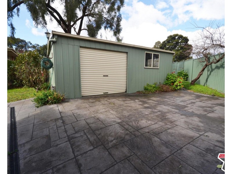 228 Hull Road, Mooroolbark VIC 3138